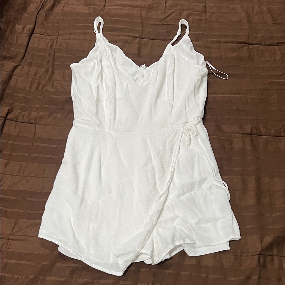 Superdown Sleeveless Romper